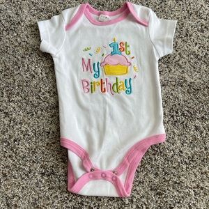 Baby girl’s birthday onesie